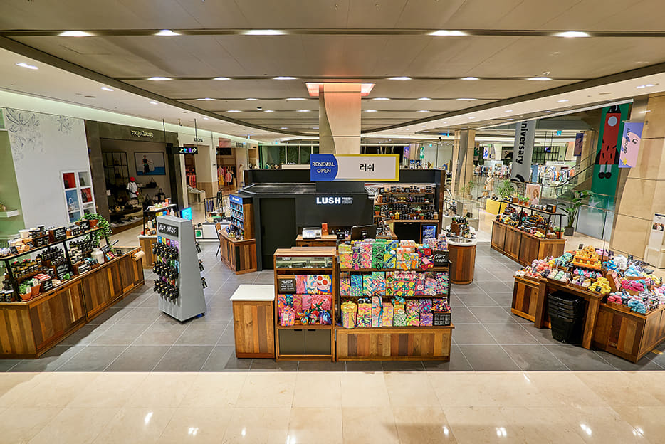 러쉬 현대백화점 충청점 매장 이미지