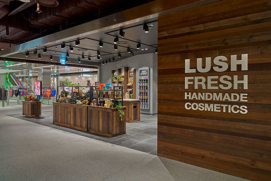 러쉬 현대백화점 중동점 매장 이미지