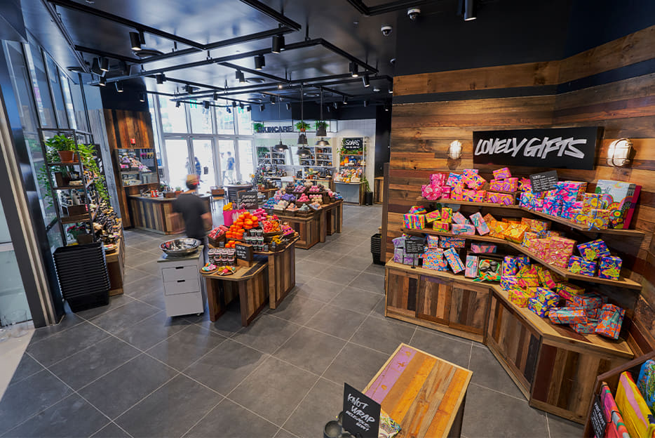 러쉬 롯데몰 수지점 매장 이미지