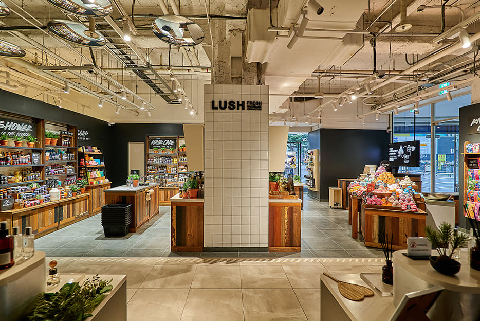 러쉬 롯데백화점 본점 매장 이미지