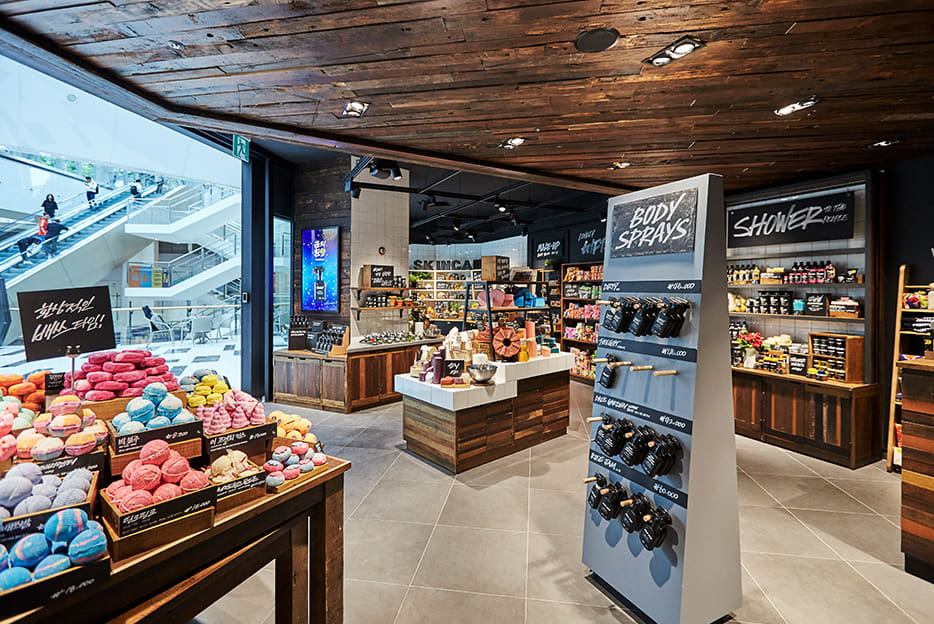 러쉬 여의도 IFC몰점 매장 이미지