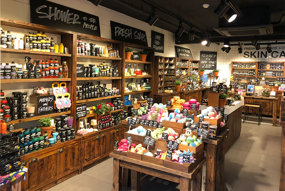 러쉬 경리단길점 매장 이미지